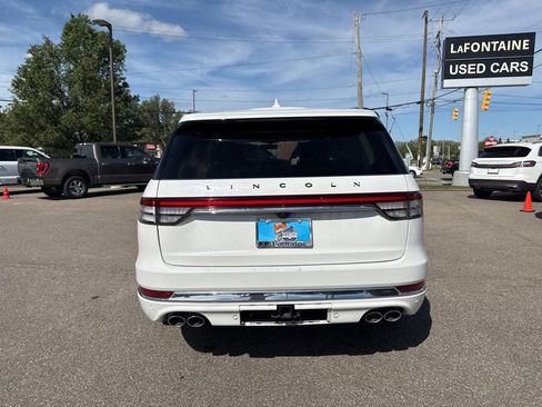Used 2023 Lincoln Aviator Black Label w/ Class IV Trailer Tow Package AWD/4WD image 4