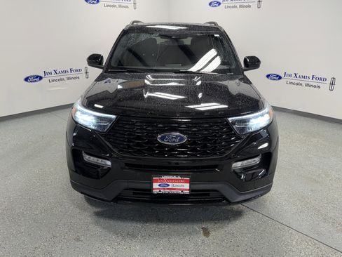 Used 2024 Ford Explorer ST-Line w/ Class IV Trailer Tow Package AWD/4WD image 2