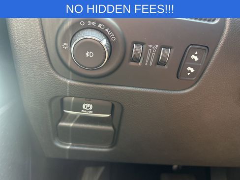 Used 2024 Jeep Wagoneer Series II w/ Flexible Seating Group image 41