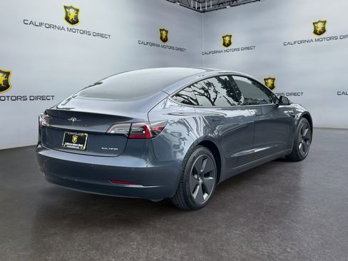 Used 2022 Tesla Model 3 Long Range AWD/4WD image 5