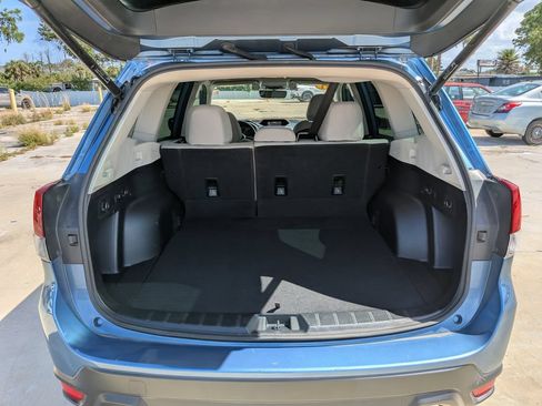 Used 2021 Subaru Forester Premium AWD/4WD image 13