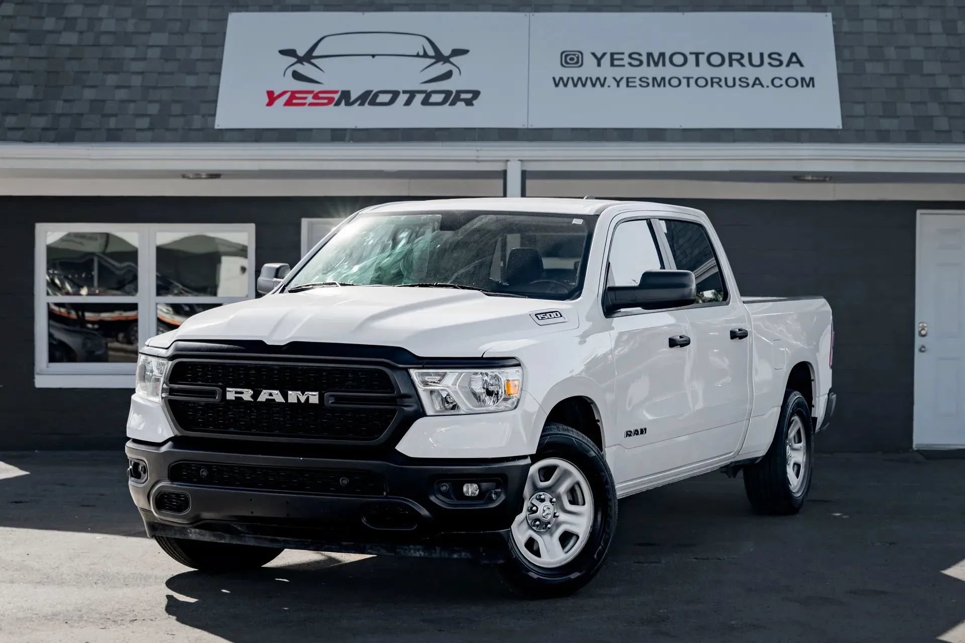 Used 2020 RAM 1500 Tradesman AWD/4WD image 1