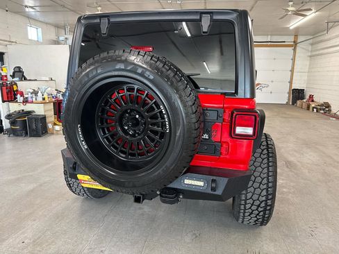 Used 2021 Jeep Wrangler Unlimited Sport image 83