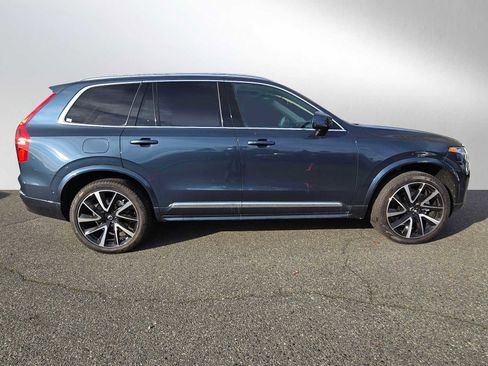 Certified 2023 Volvo XC90 B5 Plus w/ Protection Package Premier image 8