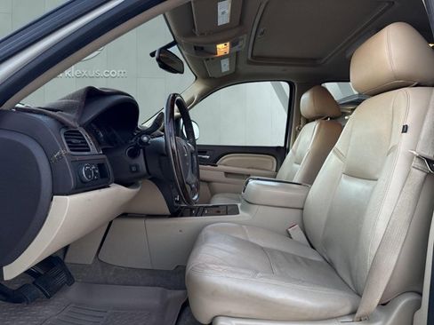 Used 2014 GMC Yukon XL Denali image 9