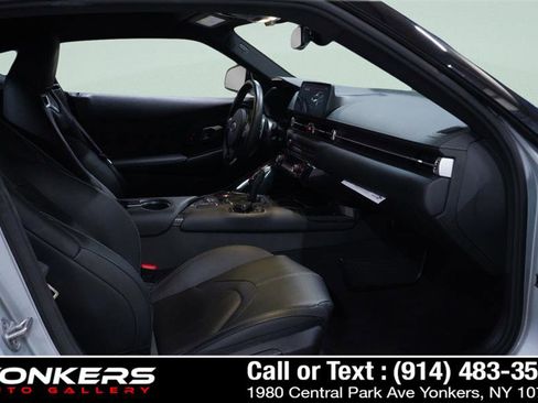 Used 2022 Toyota Supra Premium image 37
