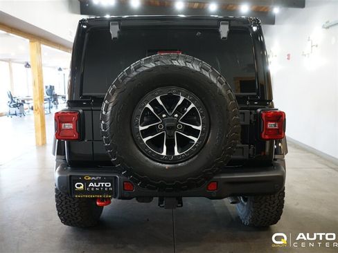 Used 2026 Jeep Wrangler Unlimited Rubicon AWD/4WD image 7