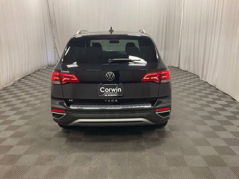 Used 2022 Volkswagen Taos SE FWD image 5