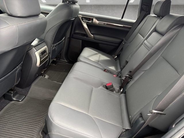 Used 2021 Lexus GX 460 Premium w/ Premium Package AWD/4WD image 22