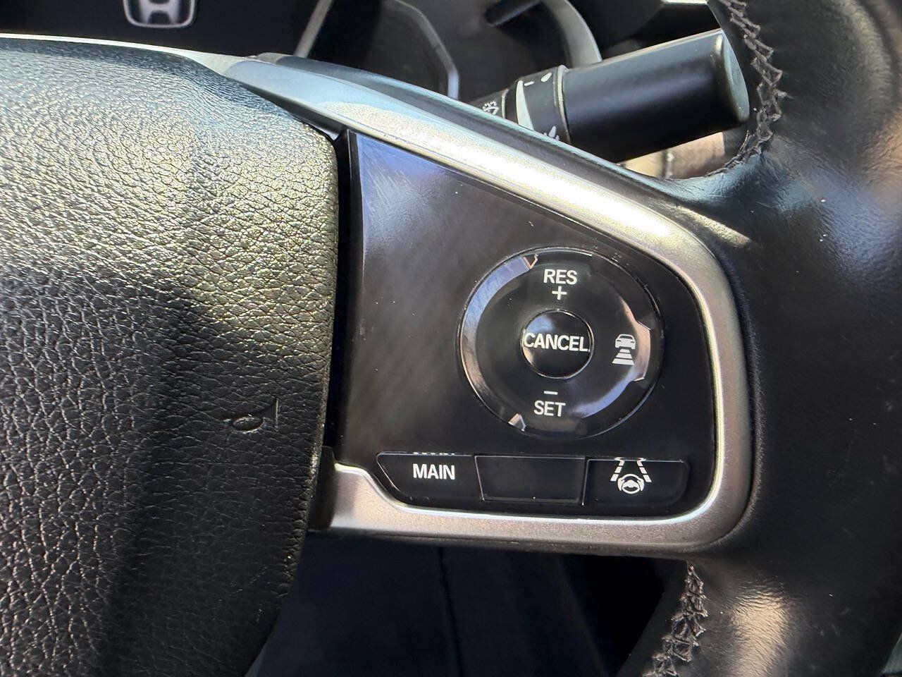Used 2020 Honda Civic EX image 17