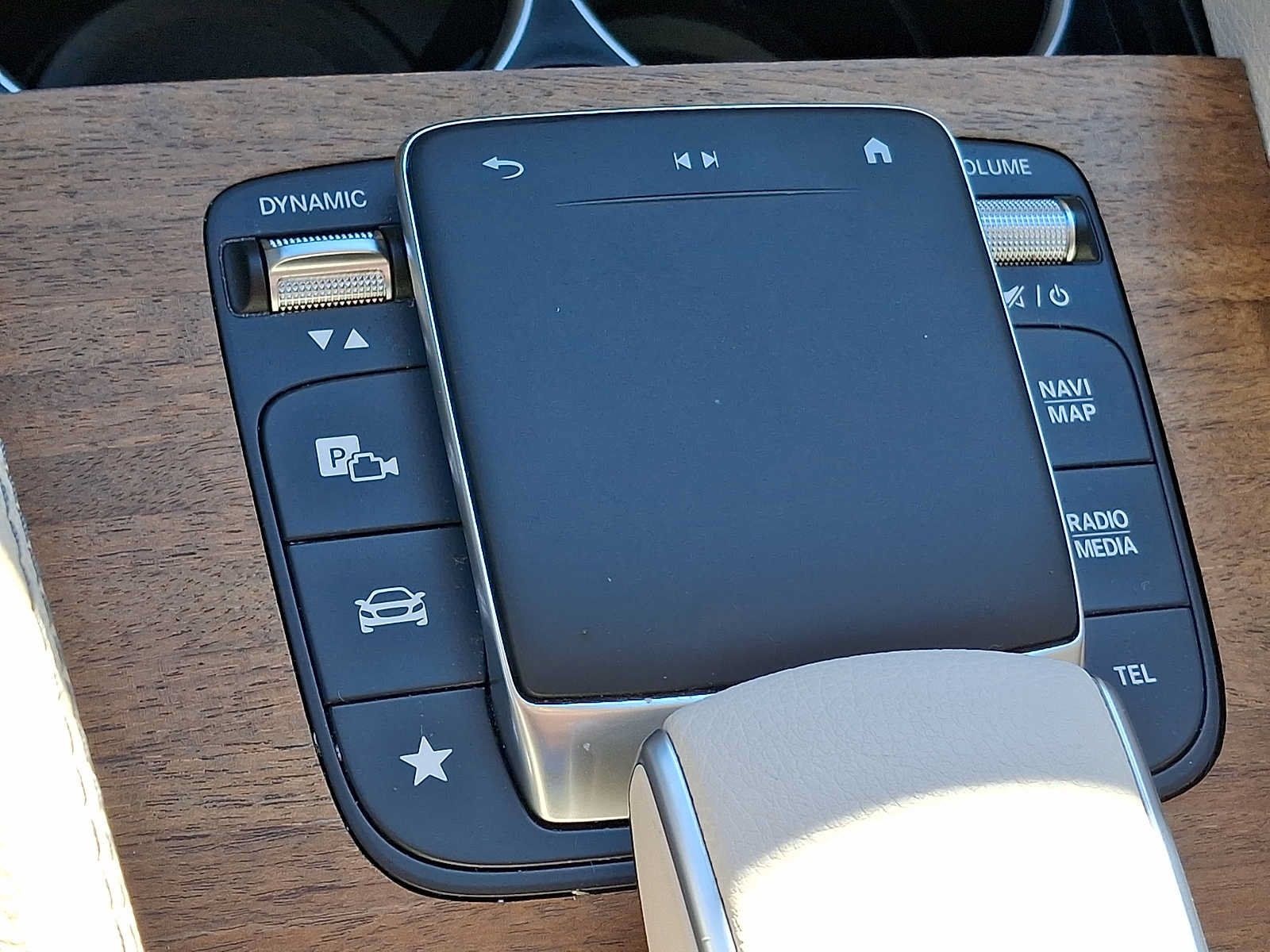 Used 2022 Mercedes-Benz GLE 350 4MATIC image 20