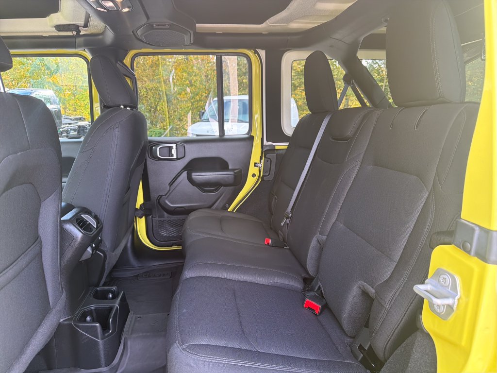 Used 2022 Jeep Wrangler Unlimited Sport AWD/4WD image 25