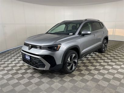 New 2025 Volkswagen Taos SE