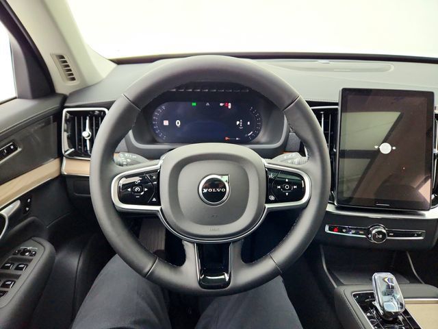 New 2026 Volvo XC90 B6 Plus w/ Protection Package AWD/4WD image 21