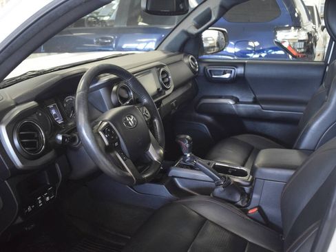 Used 2017 Toyota Tacoma TRD Pro AWD/4WD image 69