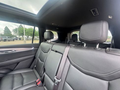 Used 2021 Cadillac XT6 Luxury FWD image 7