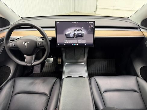 Used 2022 Tesla Model Y Performance AWD/4WD image 13