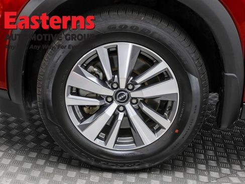 Used 2022 Nissan Pathfinder SL image 35