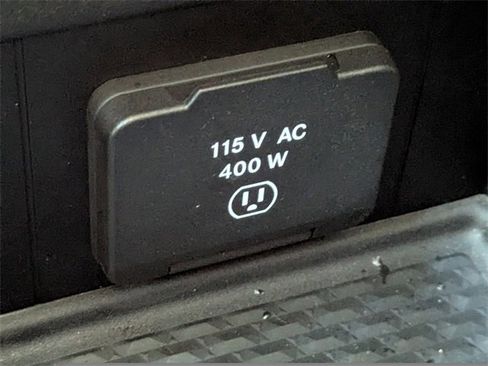 Used 2023 RAM 3500 Laramie image 26