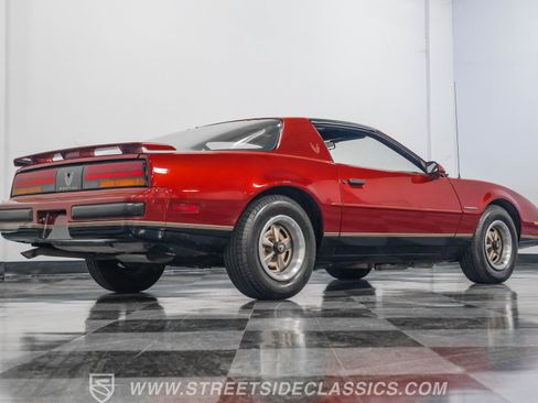 Used 1987 Pontiac Firebird Coupe image 24