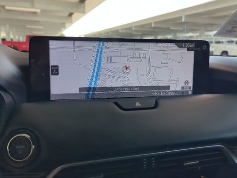 Used 2025 MAZDA CX-70 Plug-In Hybrid w/ Premium Plus image 13