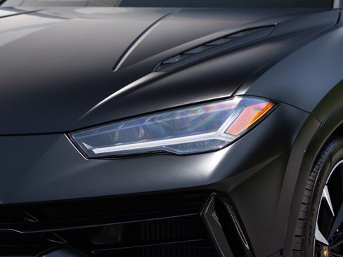 Used 2024 Lamborghini Urus S AWD/4WD image 27