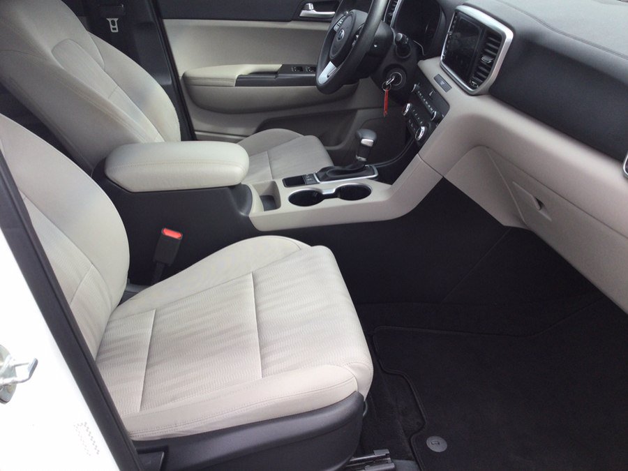 Used 2020 Kia Sportage LX AWD/4WD image 22