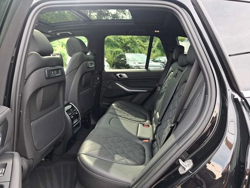 Used 2023 BMW X5 xDrive40i w/ Premium Package AWD/4WD image 10