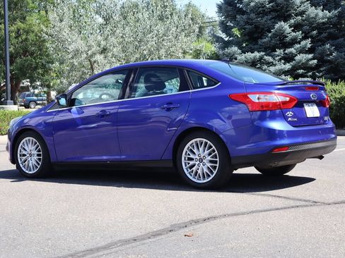 Used 2014 Ford Focus Titanium FWD image 7