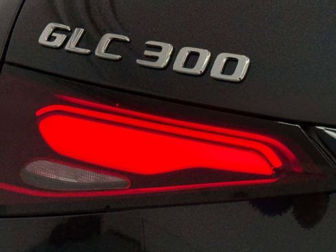 New 2026 Mercedes-Benz GLC 300 image 21