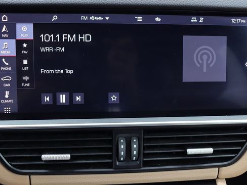 Used 2020 Porsche Cayenne image 30