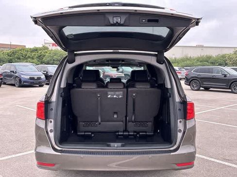 Used 2023 Honda Odyssey Touring image 37