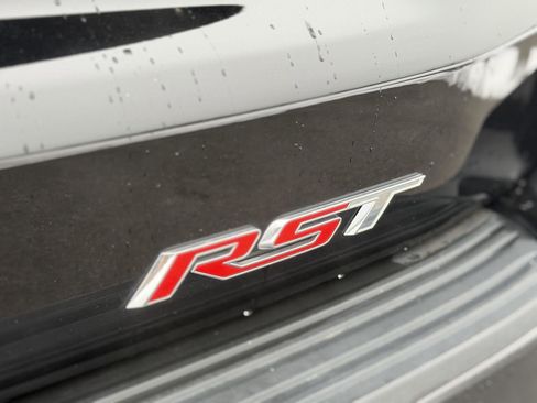 Used 2022 Chevrolet Tahoe RST w/ Sport Performance Package image 19