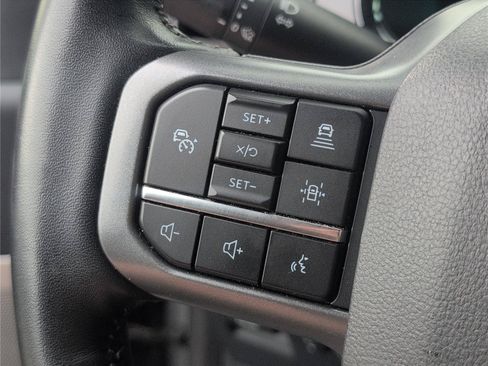 Used 2022 Ford F150 Lariat AWD/4WD image 32