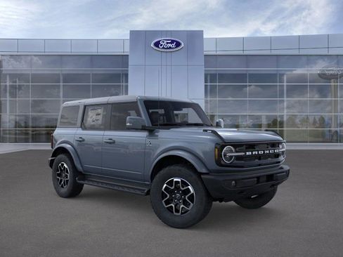 New 2025 Ford Bronco Outer Banks image 7