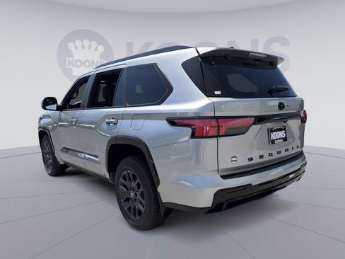 New 2026 Toyota Sequoia Platinum AWD/4WD image 4