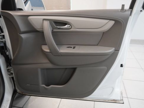 Used 2016 Chevrolet Traverse LT AWD/4WD image 35