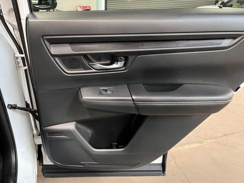 Used 2025 Honda CR-V Sport-L image 13