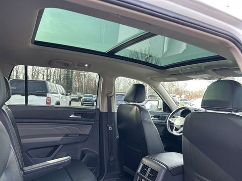 Used 2022 Volkswagen Atlas SE image 18