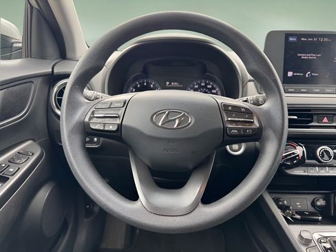 Used 2023 Hyundai Kona SEL AWD/4WD image 21