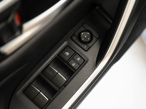 Used 2025 Toyota RAV4 XLE image 14