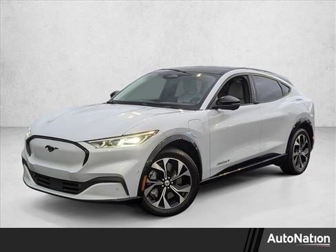 Used 2022 Ford Mustang Mach-E Premium image 1