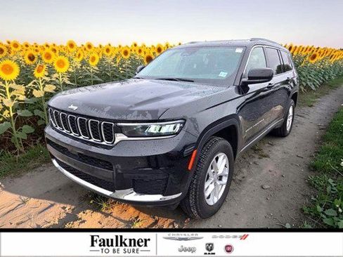 Certified 2022 Jeep Grand Cherokee L Laredo w/ Luxury Tech Group I AWD/4WD image 1