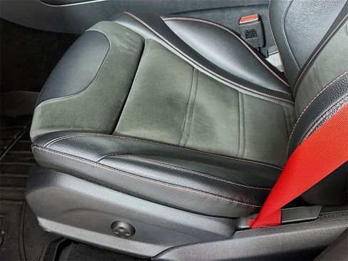 Used 2021 Mercedes-Benz GLC 43 AMG 4MATIC image 9