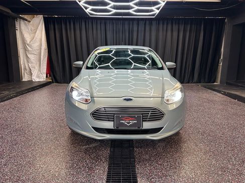 Used 2014 Ford Focus Electric Hatchback image 2