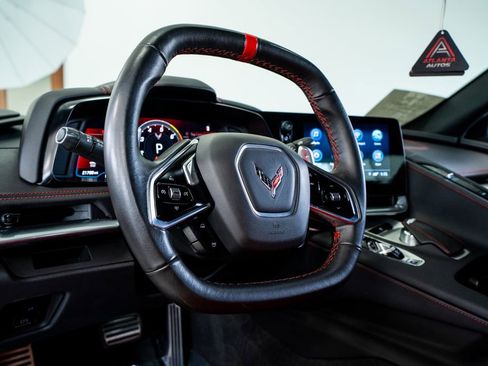 Used 2022 Chevrolet Corvette Stingray Coupe w/ Z51 Performance Package image 38