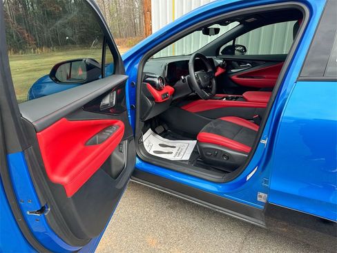 Used 2024 Chevrolet Blazer EV RS image 13