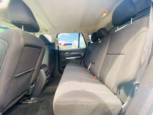 Used 2011 Ford Edge SE image 14