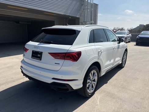 Used 2025 Audi Q3 2.0T Premium w/ Convenience Package image 6