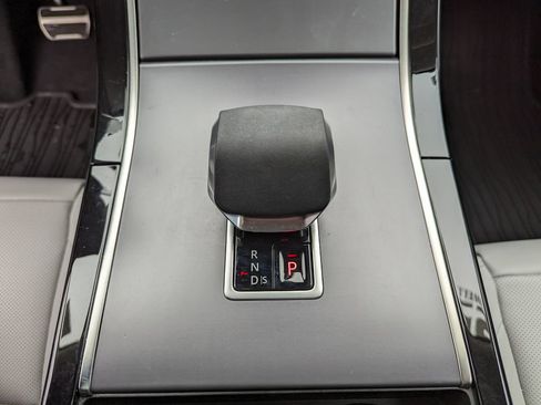 Used 2025 Land Rover Range Rover Velar Dynamic SE AWD/4WD image 25